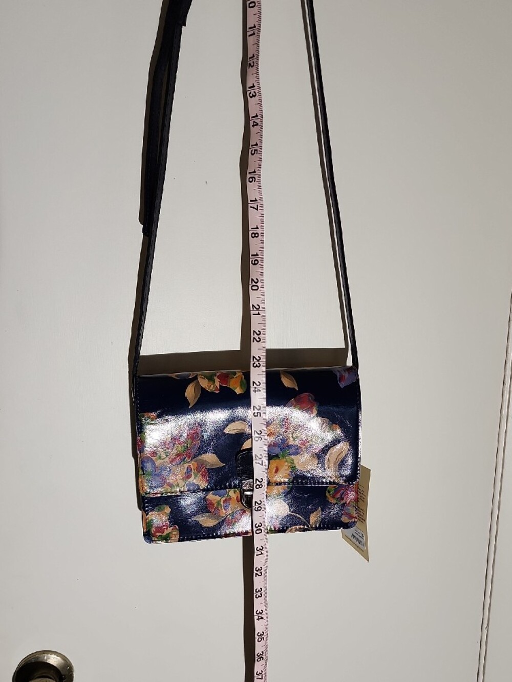 Patricia Nash Navy Floral Patent Crossbody With Bag NWT - Picture 13 of 16